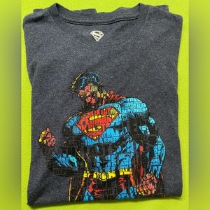 SUPERMAN t-shirt *AS IS* bundle other items to save more 💰✨‼️